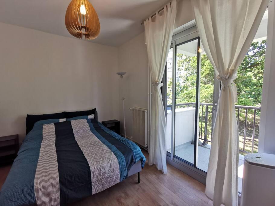 Cosy Apartment At Merignac-Centre Экстерьер фото